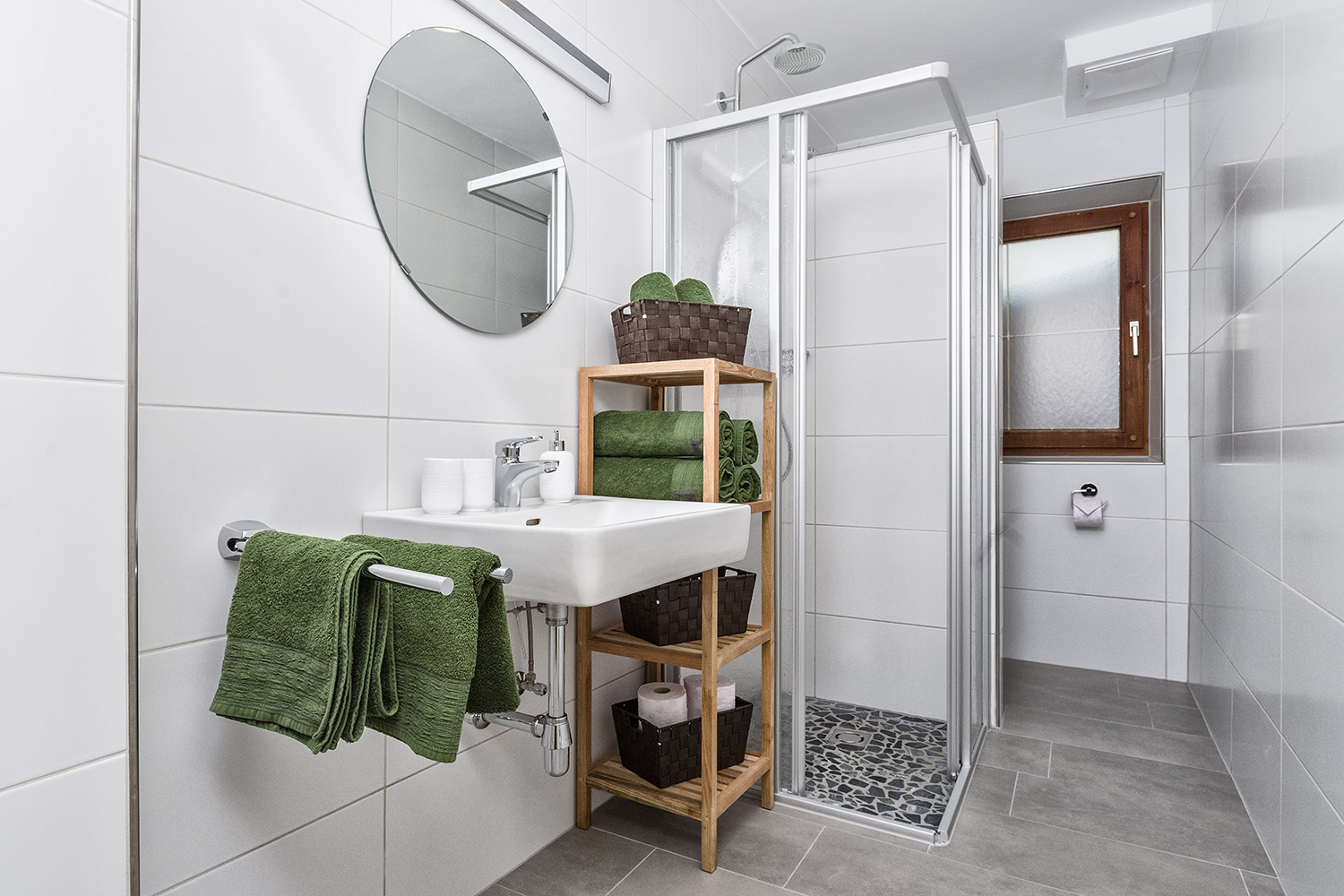 Apartment Reinhart Fügen im Zillertal: Badezimmer