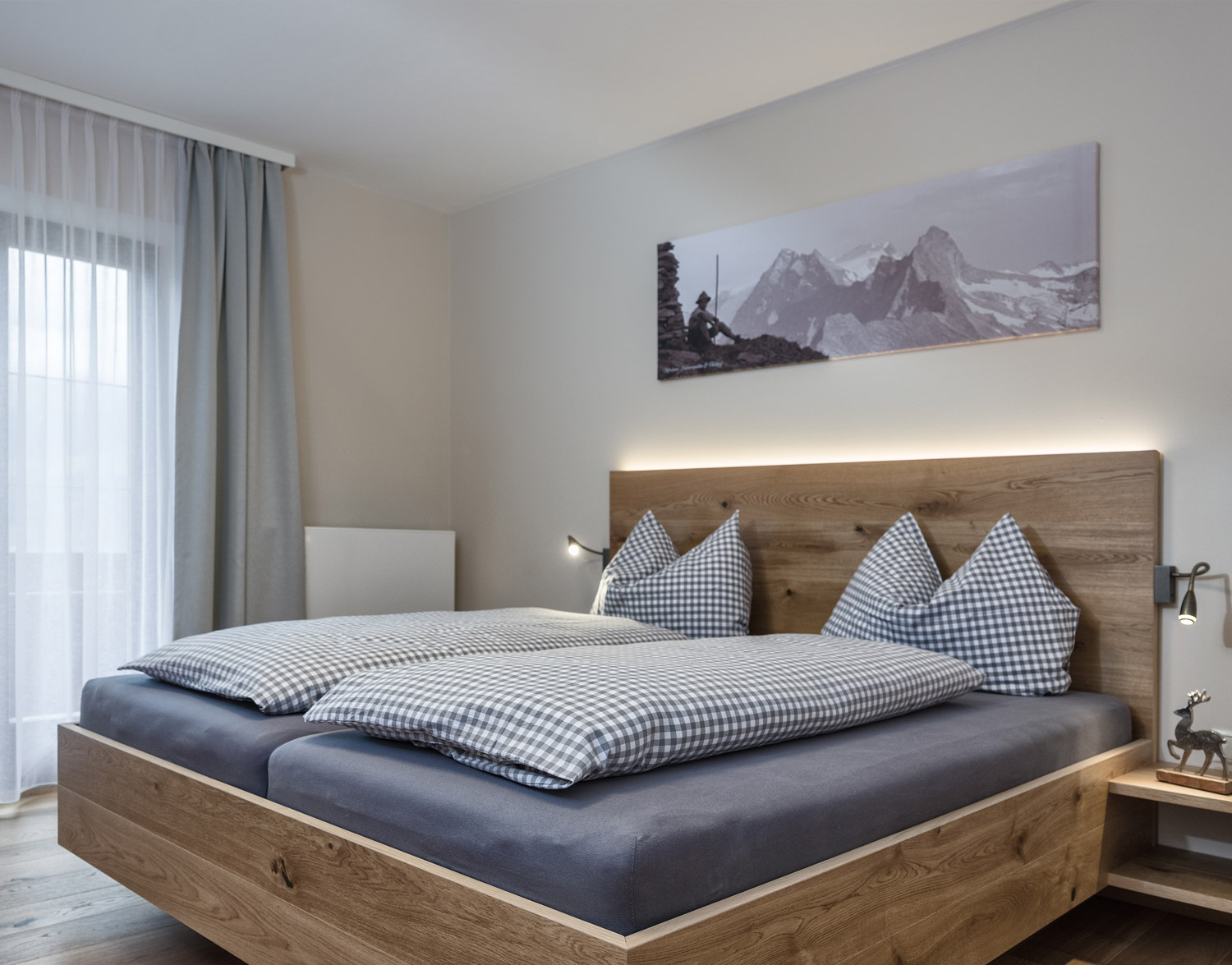 Schlafzimmer Apartment Emma - Hillside Apartment Pircher Ulraub in Fügen im Zillertal